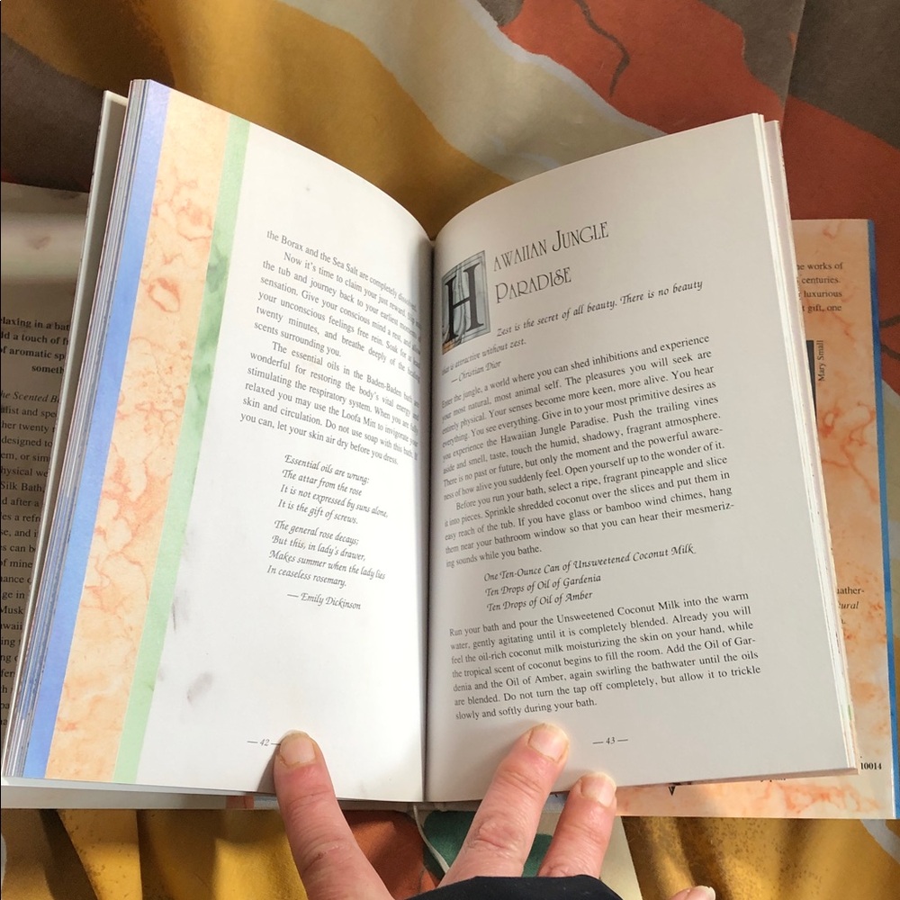 The Scented Bath Book by Maribeth Riggs - Picture 7 of 13